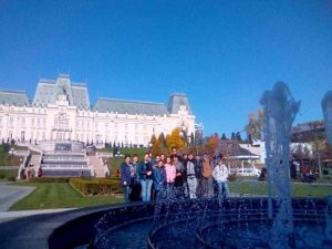O excursie minunată cu persoane interesate de istorie și frumos a fost organizată în orașul Iași, România pe 01 noiembrie 2019.
